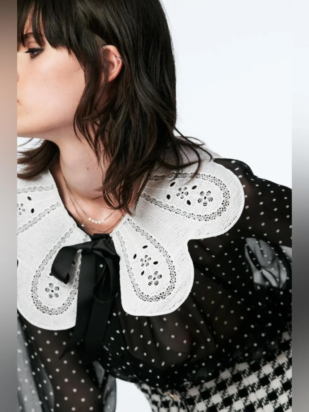 ZARA | Polka Dot Blouse with White Lace Collar & Self Tie Ribbon - Picture 2 of 3